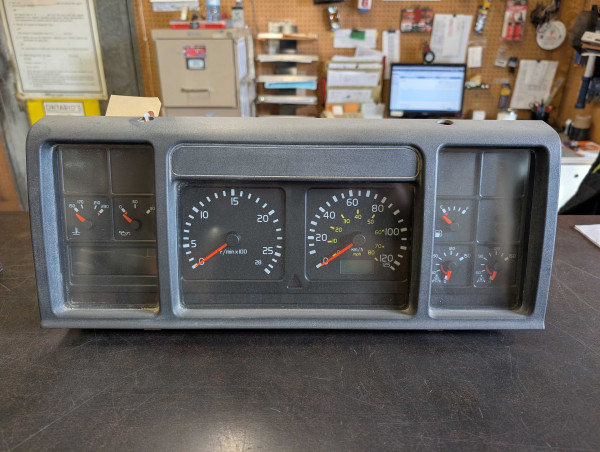Volvo Dash Cluster