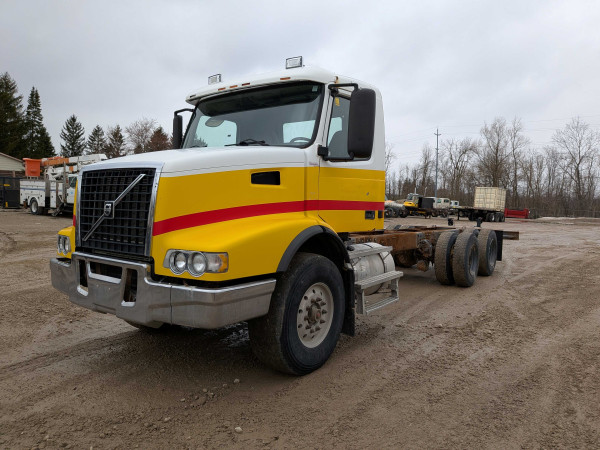 2005 Volvo Heavy Tandem