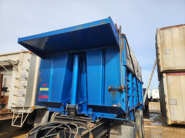 Blue 2009 4-Star Dump Trailer